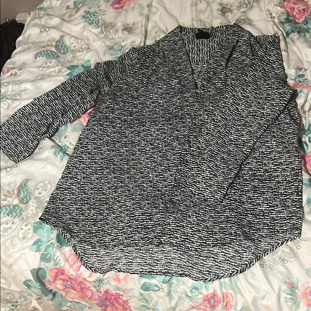 Mossimo Supply Co. Gray Relaxed Button Down Shirt